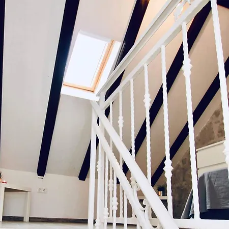 Dalmatian White Shell Apartment- Two Bedroom Kaštela