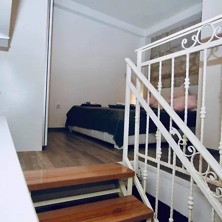 Dalmatian White Shell Apartment- Two Bedroom Apartman Kaštela