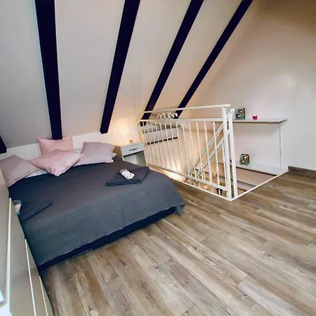 Dalmatian White Shell Apartment- Two Bedroom Apartman Kaštela