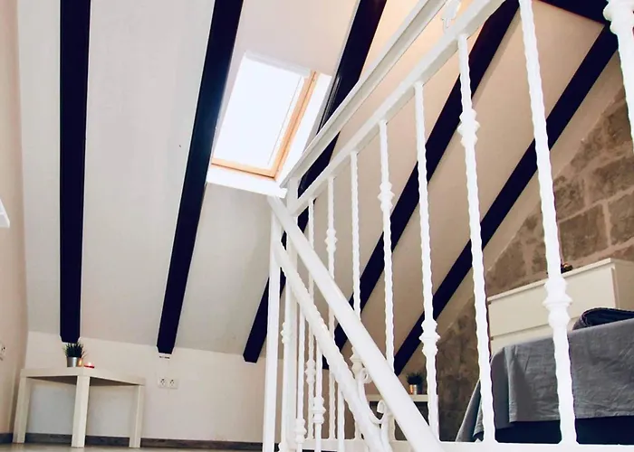 Dalmatian White Shell Apartment- Two Bedroom Kaštela