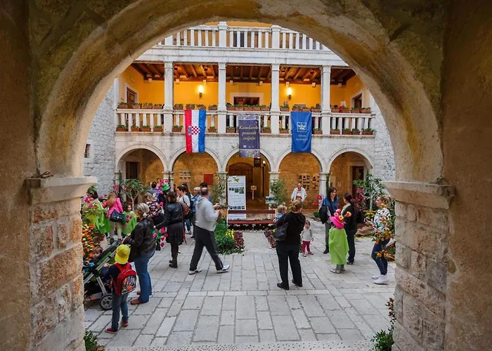 Dalmatian White Shell Apartment- Two Bedroom